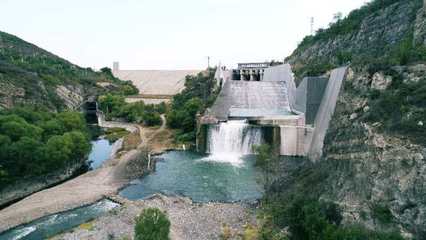 官?gòu)d水庫(kù)今晨開閘，永定河生態(tài)補(bǔ)水啟動(dòng)，沿線市民請(qǐng)注意安全